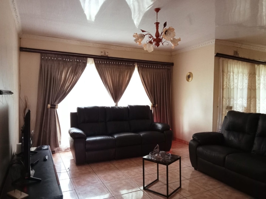 3 Bedroom Property for Sale in Riebeeckstad Free State